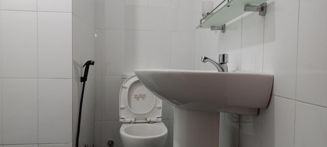 Katunayaka Shady Transit Hotel מראה חיצוני תמונה