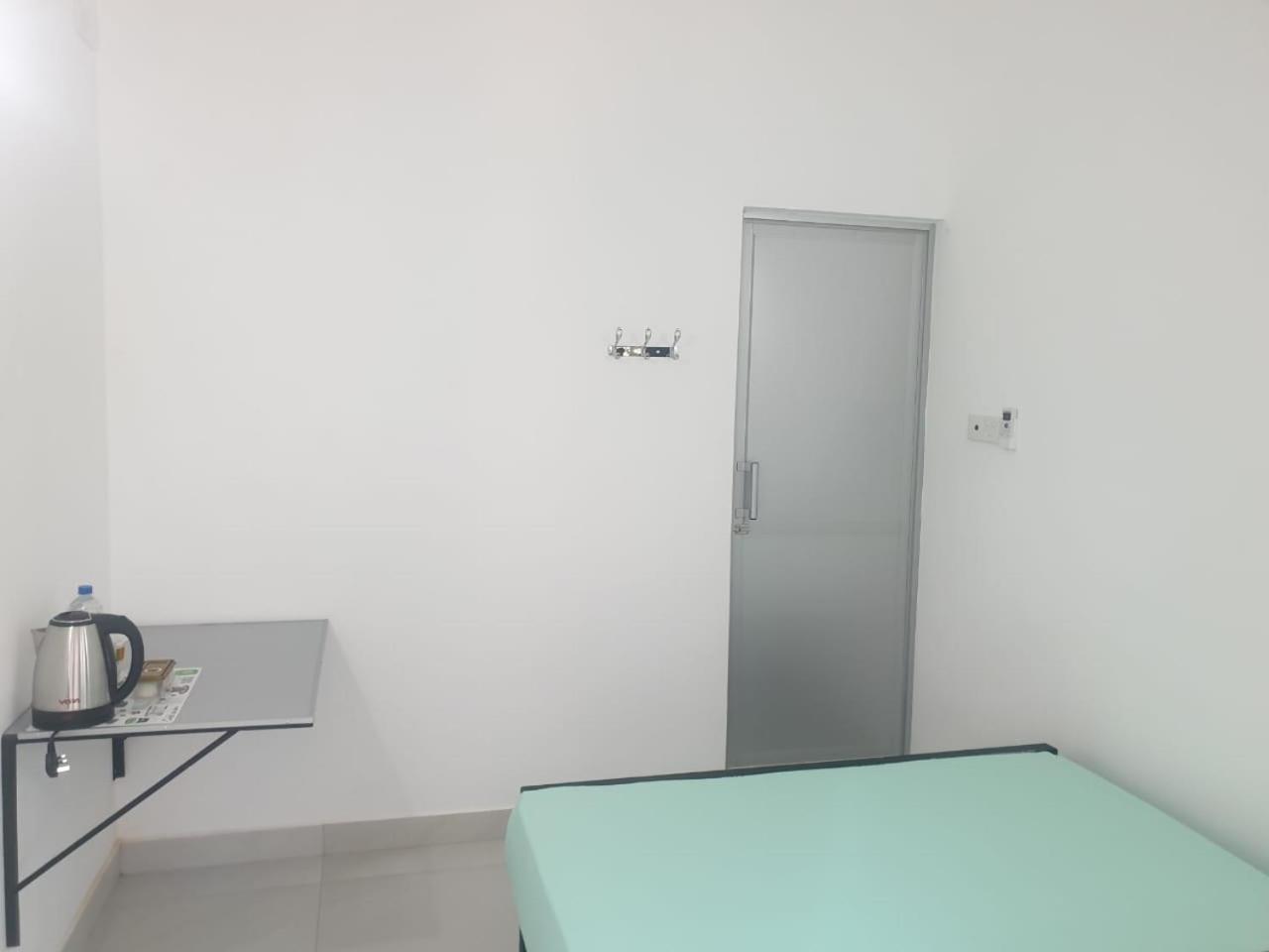 Katunayaka Shady Transit Hotel מראה חיצוני תמונה